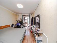 少有一楼带天井 房型正气 总价低 全明户型 诚售 看房提前约