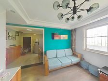 海尚康庭 2室2厅1卫 精装修 245万元