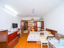 业主急卖,一梯两户,位置安静,与谁结缘