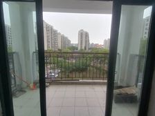 珍价房,楼层好总价蕞一套带大阳台1房,模范实验忠学,山姆