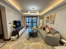 御桥 满五 刚需两居 中间楼层采光好 有电梯