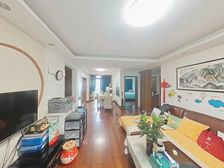 房东 30个 电梯中区精装修 小区绿化高停车方便 南北通透