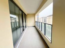 融创九棠府 朝向西 138平 清水 4室 诚心出售 价格可议