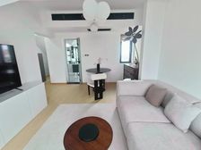 晋元!地铁口!小复式!送独有大露台!出价可谈!急!!!