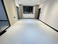 百加市场 近轻轨 新装修 来电送家私 车位
