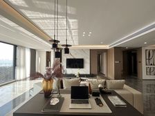 开福区 湘江壹号旁 一线江景现房 临江大平层 配套齐全!