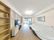 南北通精装修5房诚意出售,中间楼层视野开阔无遮挡,看房方便