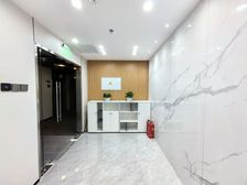 特价房源丨东方银座丨正对电梯丨精装修300平丨来福士广场天恒