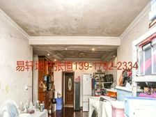 明日新苑房龄新环境优美户型方正南北通透价格可以谈带车位近地铁