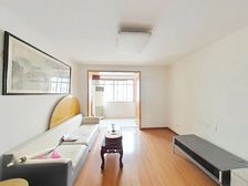 简单装修 中间楼层 3室2厅 南北通透 满五 房东急出!