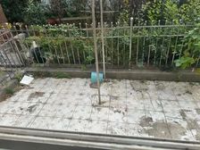 少有一楼带院 子 南北两房 户型方正 空关 诚心卖 不靠路