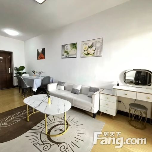 8号线马房山口鸿桂苑东区精装一房出租 随时看房入住