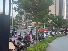 千灯湖 超大转角位商铺出售 旁 月收1W 带租出售