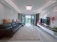 天健阅江来 精装四房 yi线江景 房东直亏200w出售