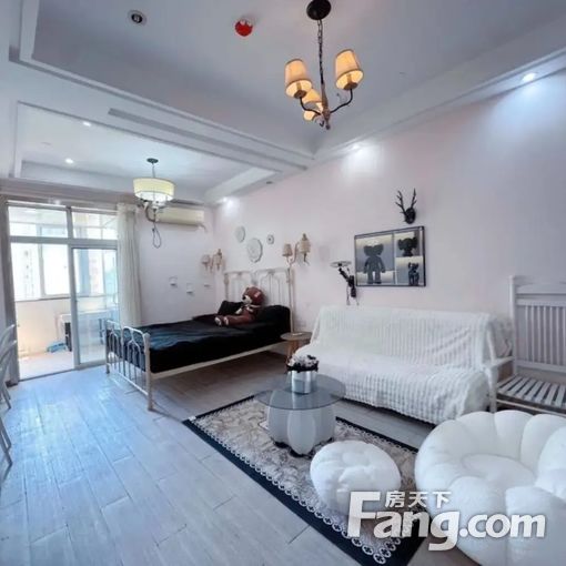 光谷步行街 时间广场 中南民大 天然气 时间广场 雄楚大道