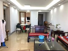 !(南国豪苑)东南向四房 装修保养好 采光好