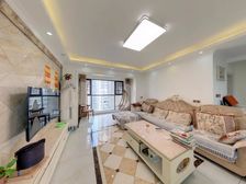 中建御山和苑 全新精装四房 欧式风格的装修