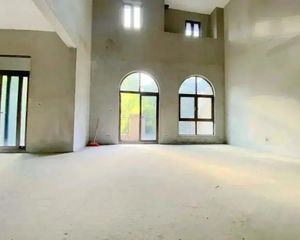 (急)源著双拼别墅 带300平方大花园 采光好 钥匙在手