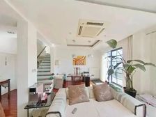 18号线沈梅路站丨上叠送露台阁楼私家车库 置换急售装修保养好