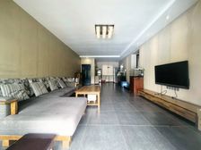 九龙坡区 碧景园小区 三房 70万