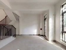 绿地上河院,特棒的房子边套大花园,这就是需要你的留意!