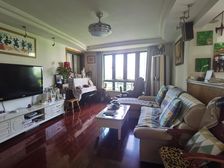 万峰梦湖苑 148.62平3居 南北西向简装修 着急出售