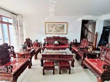 燕子山庄 山脚下 花园洋房 有车库 文东小学 紧邻燕玺台开元