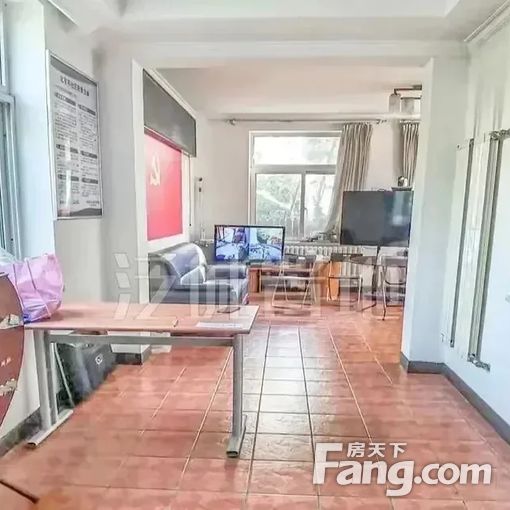 王府花园别墅 小区中心位置 此房有钥匙 可以随时看房