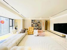 近医院 临地铁 楼层好 次新小区 正规商品房 出行方便