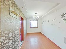 房主因资金周转及工作调动需要,诚意出售此房产。手续完备