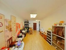 双轨交 洞泾外国语 好楼层南北通透 大边套采光好