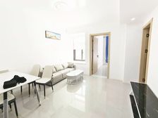 地铁12号线口,户型方正,房东诚售,看房有钥匙!