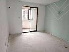 河景房,双地铁小区中高楼层,房东诚意出售,看房随时,门口洞外