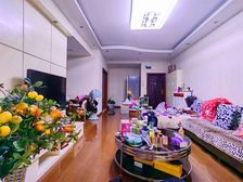 九龙坡区 步行街上扬中 本区 精装修 出门地铁站 中间间楼层