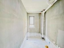 南向采光好 得房率高 正规商品房 有电梯 次新房 双卫