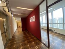 精装办公室望京SOHO153平高区三个特惠直租2.8元