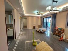 万科中天城市花园一期 4室2厅2卫 精装修 看房方便