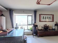 泰达园 三期 三室两卫 精装修 私产满5年 诚意出售看房方便