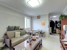 公园六号实景拍摄 现代装直接入住 人车分流物业服务好 有钥匙