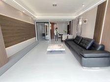 耀辉美好家园 小区新 楼层好 装修好 商业配套成熟 南北通透