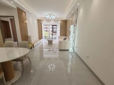 比邻一院两馆 千亩公园旁 城市CBD地段 全新精装三房采光好