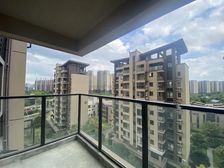 彰泰中央城,吾悦旁, 的楼层看小区园林,送车位