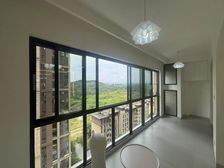 吾悦广场旁! 急卖!送车位!精装大四房!中间楼层!采光佳!