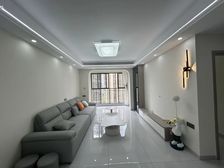 麓湖国际 3房2厅2卫 中间楼层 全新精装,中央空调