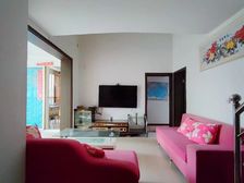 付首低买精装修四房!双轻轨轻轨!业主急售看房方便!