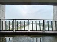 松湖烟雨景区旁 326平五房 朝南看大湖 急售