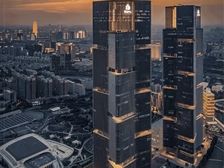 业主急租特价 胖东来高铁站 绿地中心 视野漂亮 随时看房