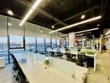 东风北桥丨新出精装大落地窗丨全套家具丨出门地铁丨随时专车看房