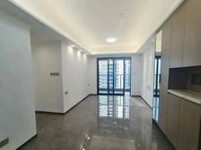 朝安地铁口。东健明德城,3房急售,低于市场价!随时看房