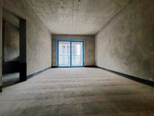 车位充足 电梯房 双卫 南北通透 正规商品房 满二